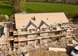 Undgå problemer med taget med professionel hjælp til tagrenovering Fredericia Få professionel hjælp til tagrenovering Fredericia